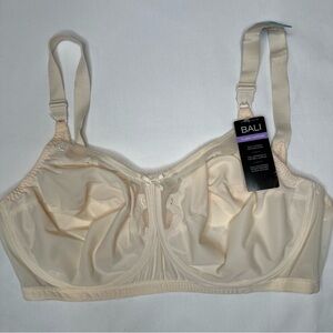 Women’s Bali intimate full coverage bra size 44DDD beige cream NWT